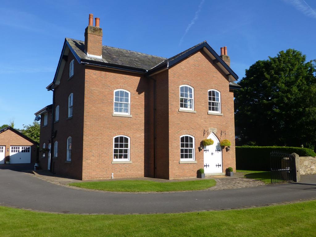 Rufford Manor House Farm Bed & Breakfast エクステリア 写真